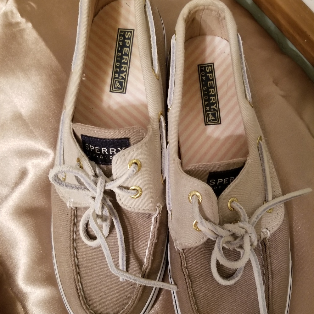 Shoes - Picture 3 of 3